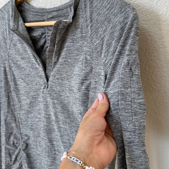Athleta Long Sleeve Top Zip Up Henely Gray size Small - Picture 12 of 13